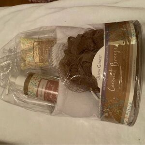 Olivia Rae Coconut Breeze Bath Collection - Brown and White